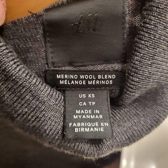 H&M Merino Wool-blend Turtleneck Sweater: XS: Soft Classic Preppy Effortless - Picture 4 of 4